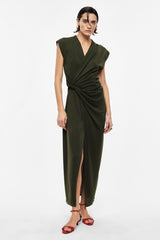 Abito Lungo Imperial Verde Militare – Scollo a V e Drappeggio Scultoreo