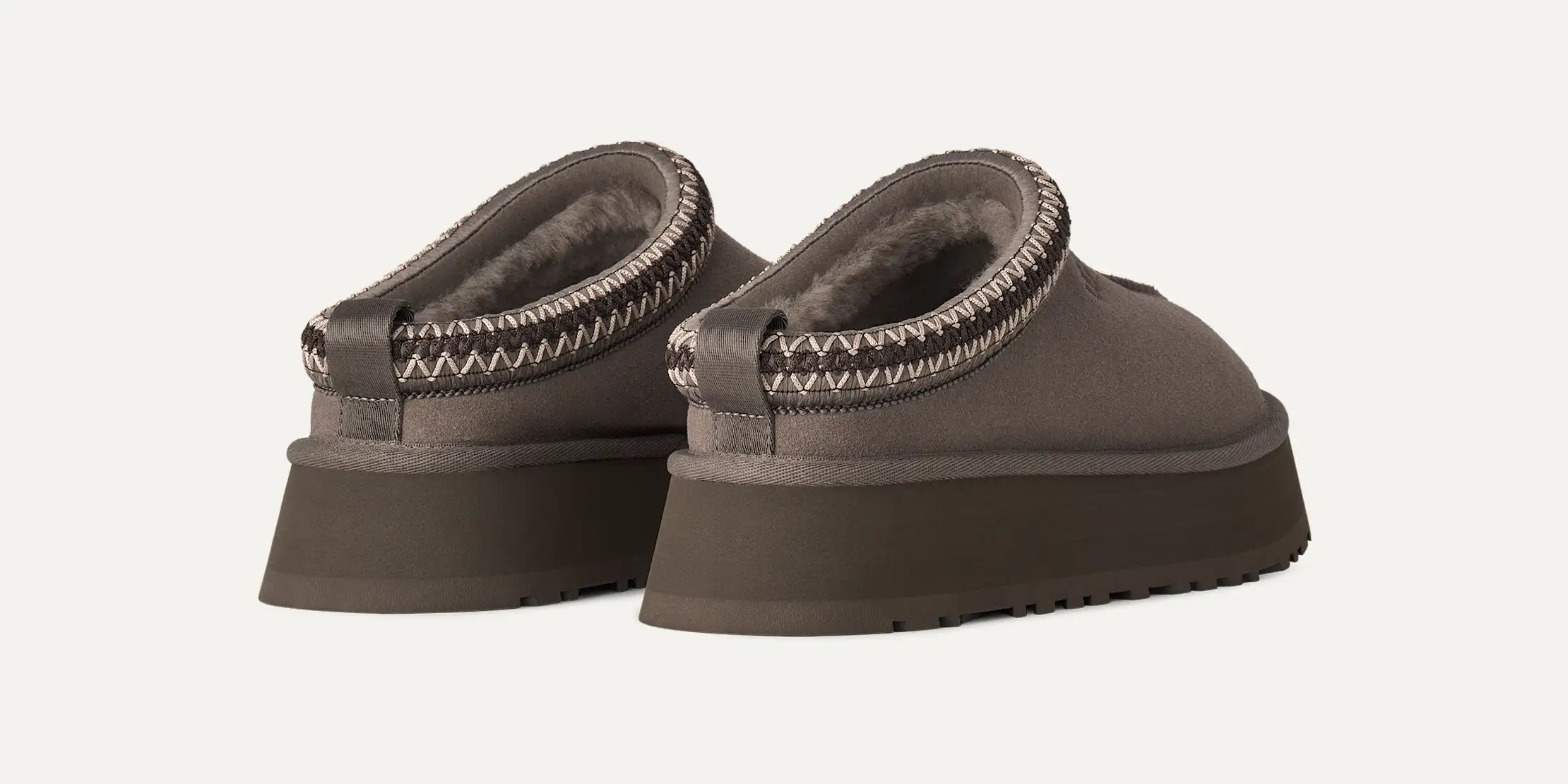 Ciabatte Sabot Donna UGG Tazz II Mustard Seed in Camoscio – Slipper Platform 4,4 cm foderate in Montone