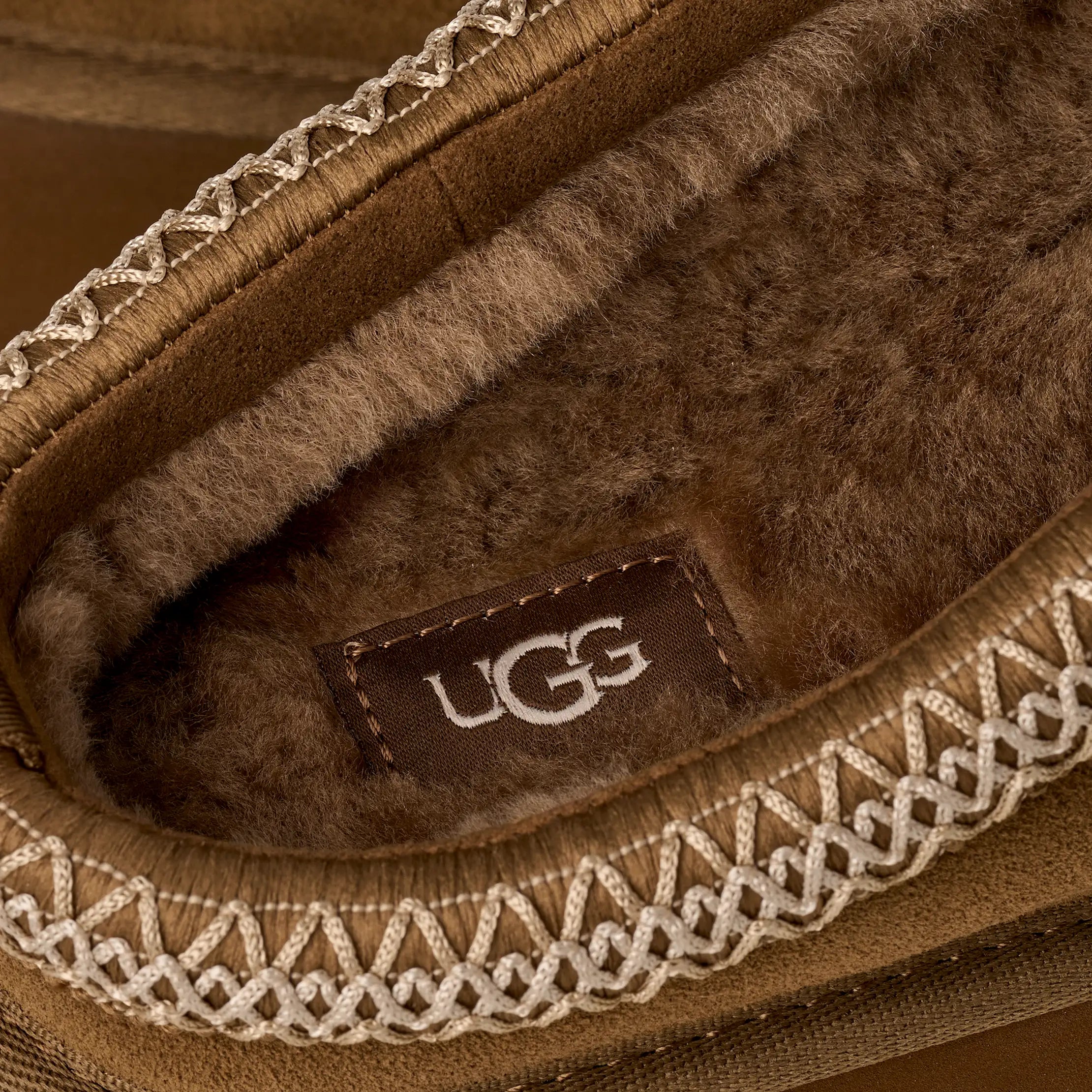 Ciabatte Sabot Donna UGG Tazz II Marrone in Camoscio – Slipper Platform 4,4 cm foderate in Montone