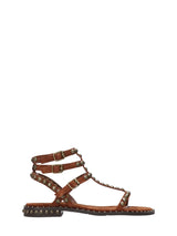 Sandalo Flat Ash Play in Camoscio Terracotta Ruggine con Borchie Ottone