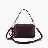 Borsa tracolla in similpelle bordeaux decorata con borchie oro La Carrie
