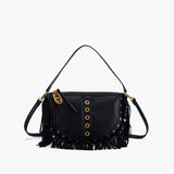 Borsa a spalla media, mezza luna con frange nera La Carrie