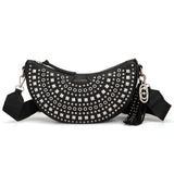 Borsa a Spalla La Carrie Solid in Ecopelle Nera con Borchie – Borsa Mezzaluna Rock