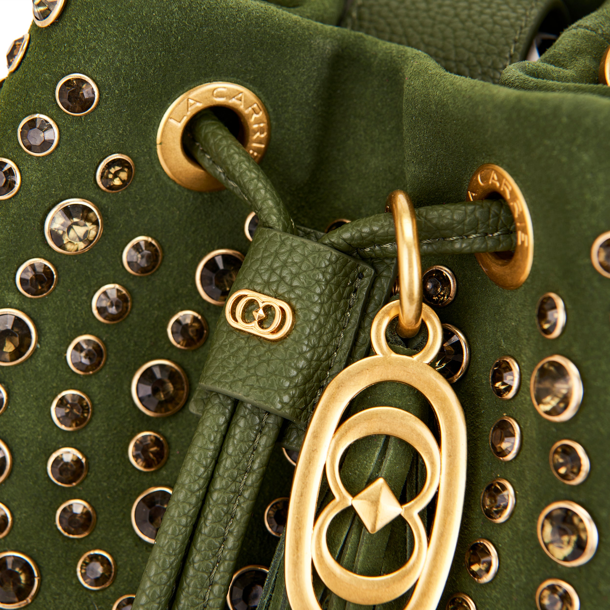 Borsa Secchiello La Carrie Andromeda in Camoscio Verde con Strass – Borsa a Spalla con Borchie e Cristalli
