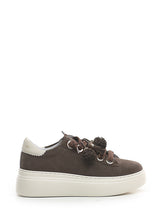 Sneakers Emanuelle Vee in Camoscio Testa di Moro con Nappine e Dettagli Gioiello