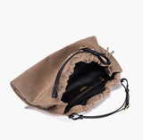 Borsa Shopping La Carrie Scamosciata Taupe con Stampa Etnica e Frange