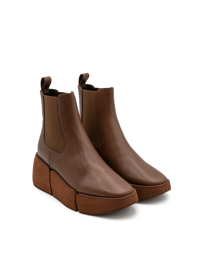 Stivaletti Donna Paloma Barceló Amy Nappa Cuoio – Chelsea Boot in Pelle con Plateau e Zeppa