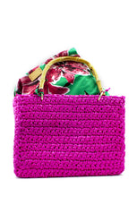 Carica l&#39;immagine nel visualizzatore di Gallery, Shopper Venere rafia fucsia Chica