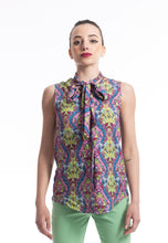 Carica l&#39;immagine nel visualizzatore di Gallery, Blusa con fiocco multicolor Gaelle Paris