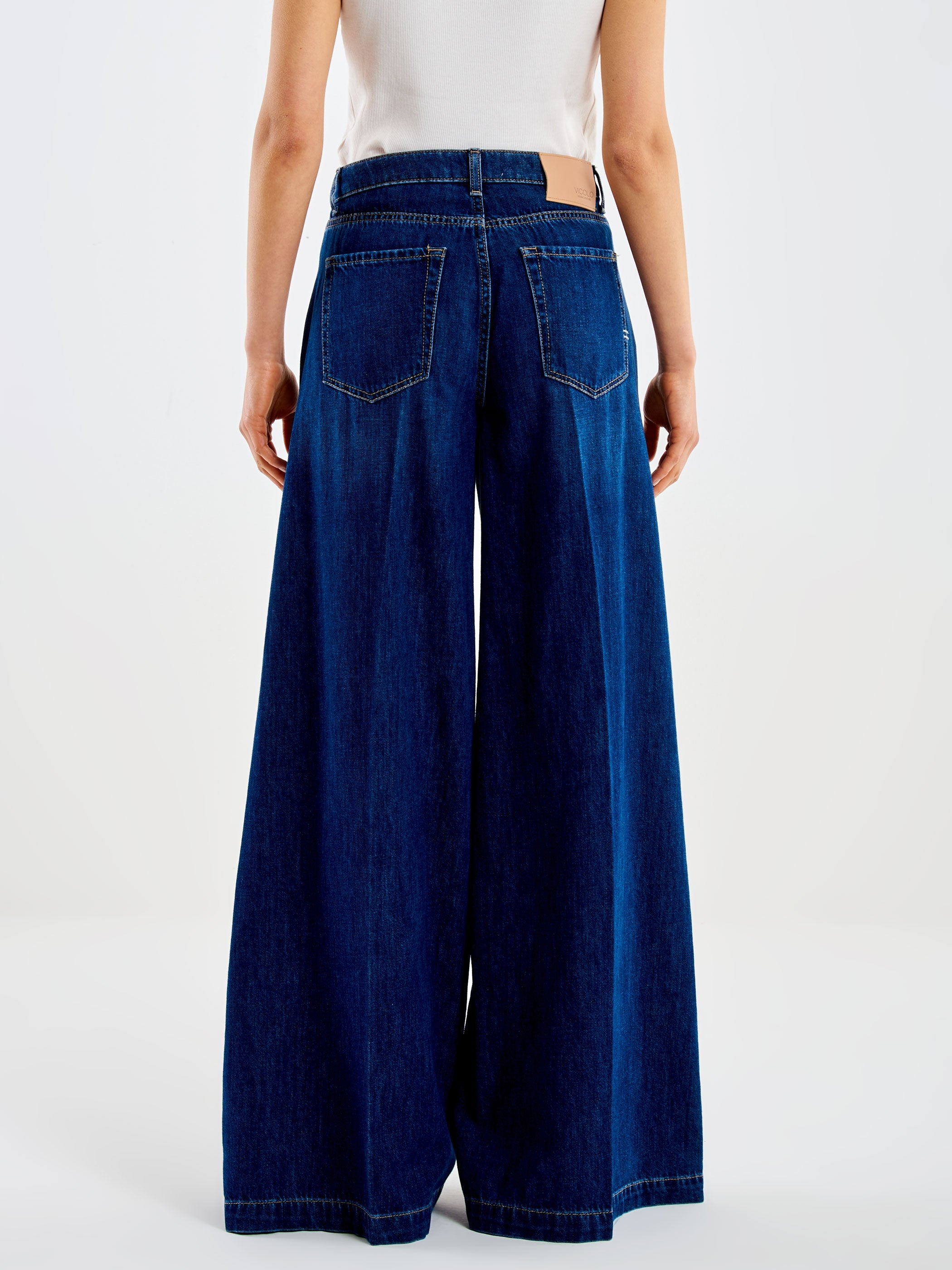 Jeans Donna Vicolo Madison Wide Leg Blu Scuro – Pantaloni Denim a Gamba Larga con Pieghe e Cuciture in Contrasto