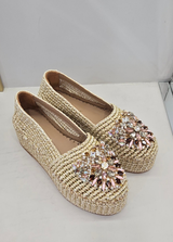 Espadrilles in rafia naturale bianca e lurex oro con accessorio gioiello Fiorina
