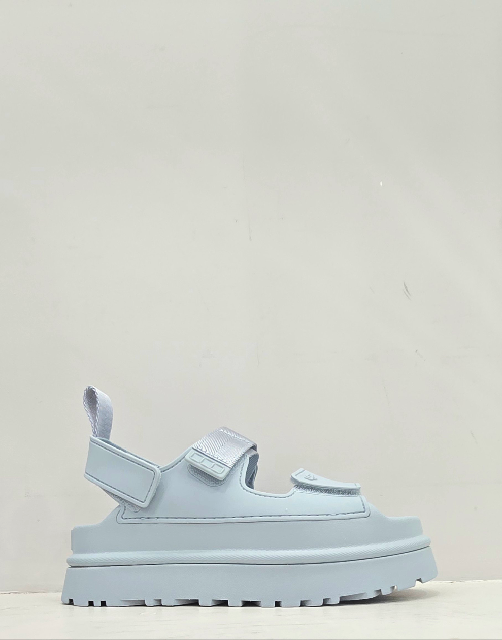 Sandalo GoldenGlow celeste Ugg