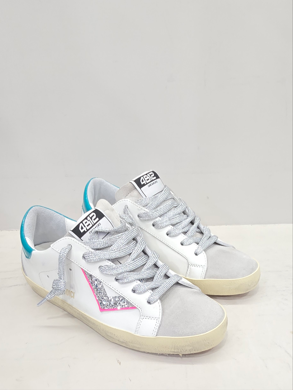 Sneaker Suprime bianco-turchese 4B12