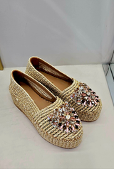 Espadrilles in rafia naturale bianca e lurex oro con accessorio gioiello Fiorina