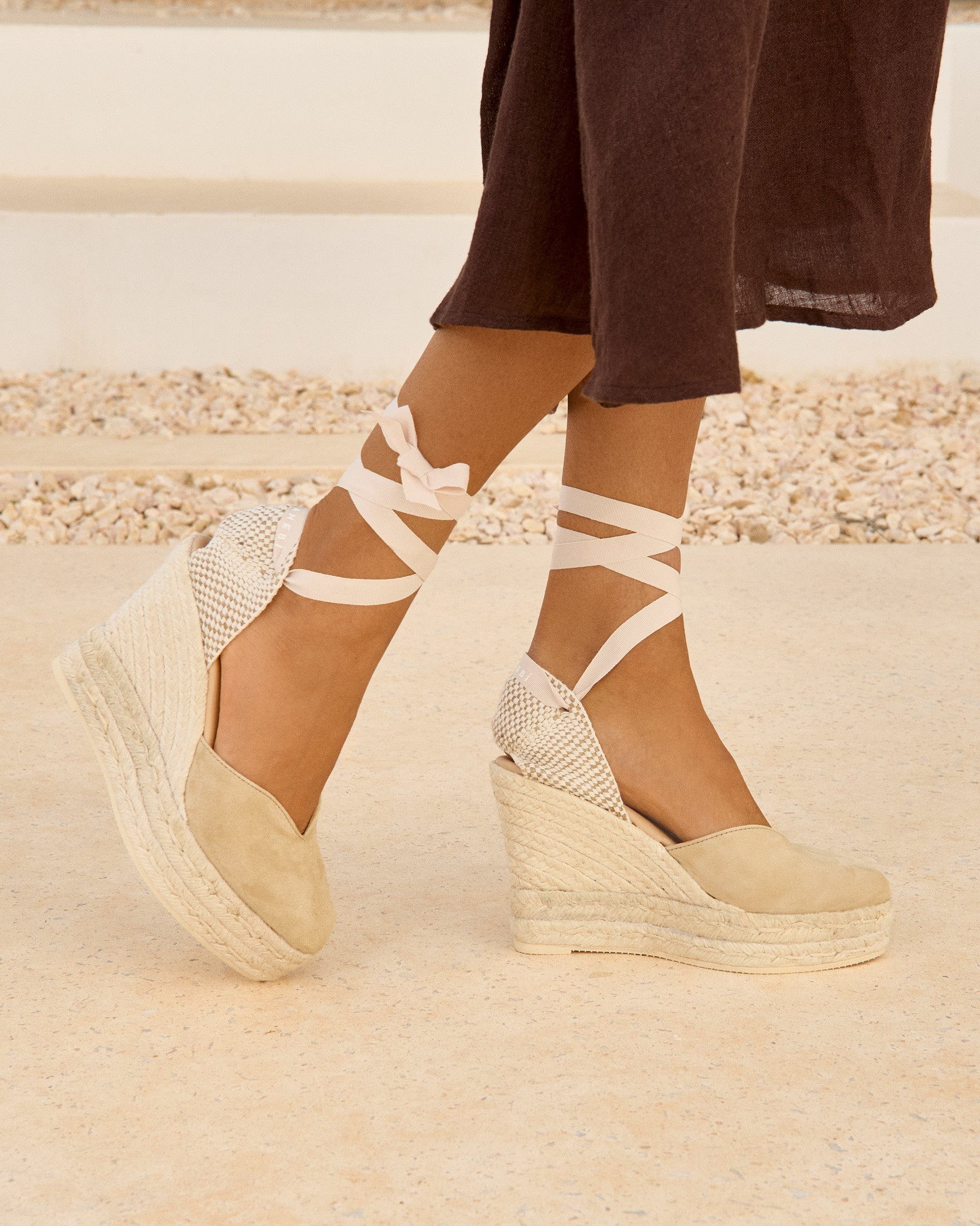 Zeppa in camoscio champagne beige Manebì