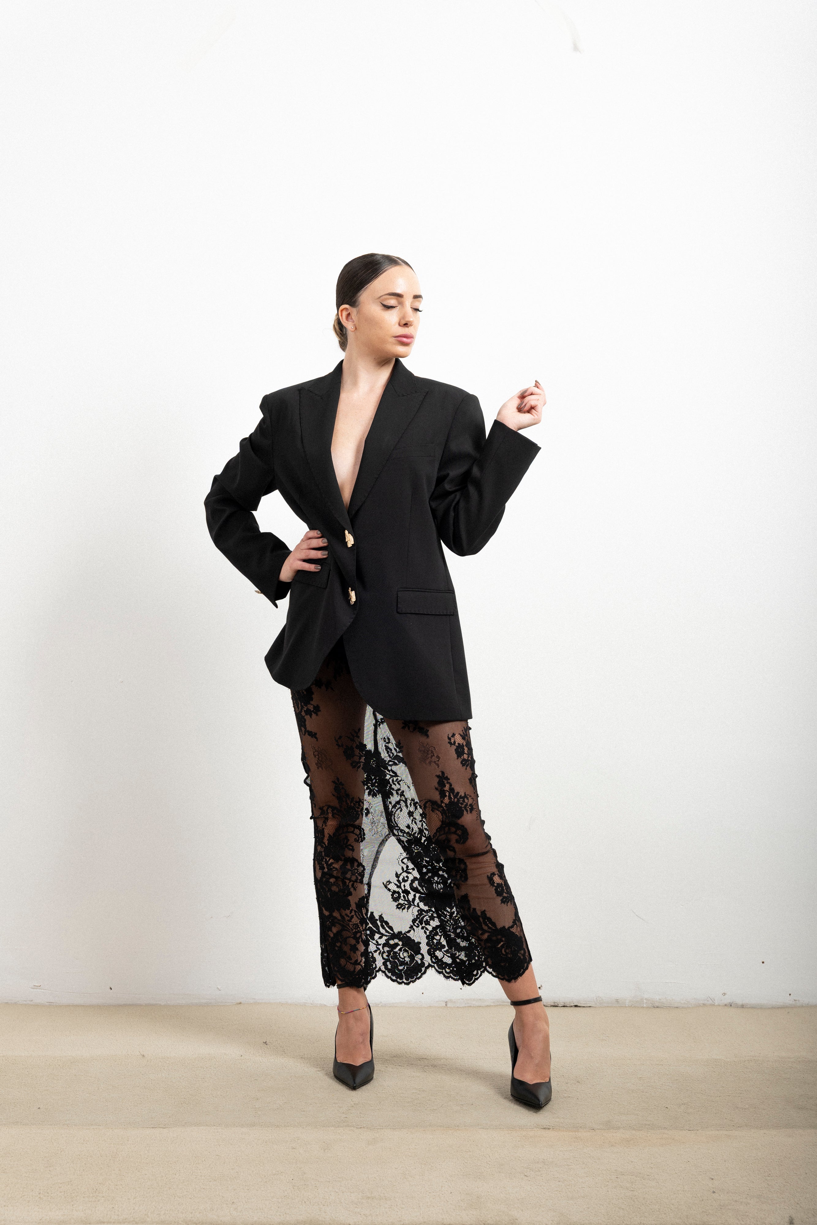 Blazer Donna Silence Limited Sophie in Fresco Lana – Giacca Oversize con Bottoni Oro