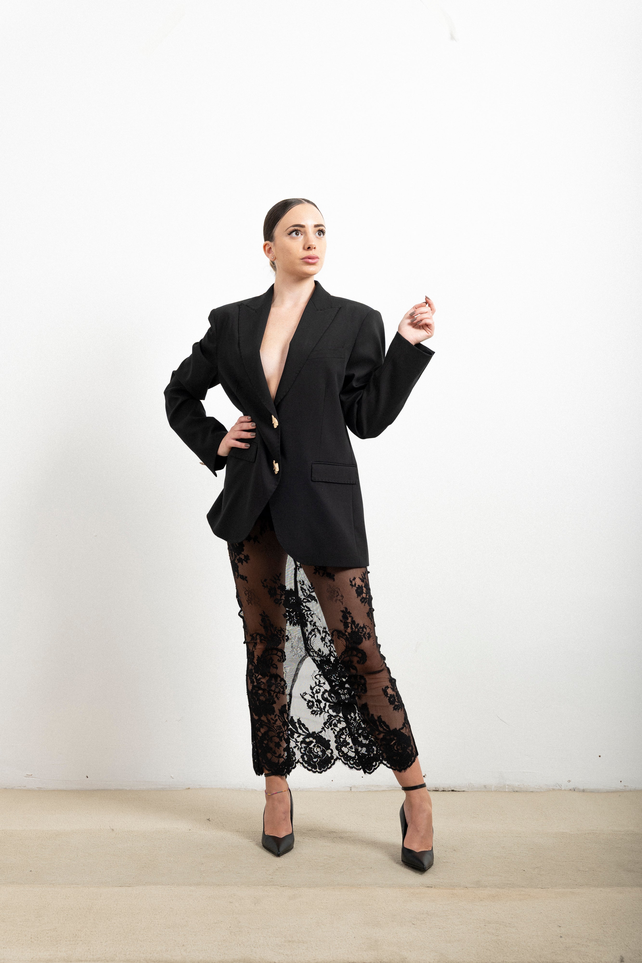 Blazer Donna Silence Limited Sophie in Fresco Lana – Giacca Oversize con Bottoni Oro