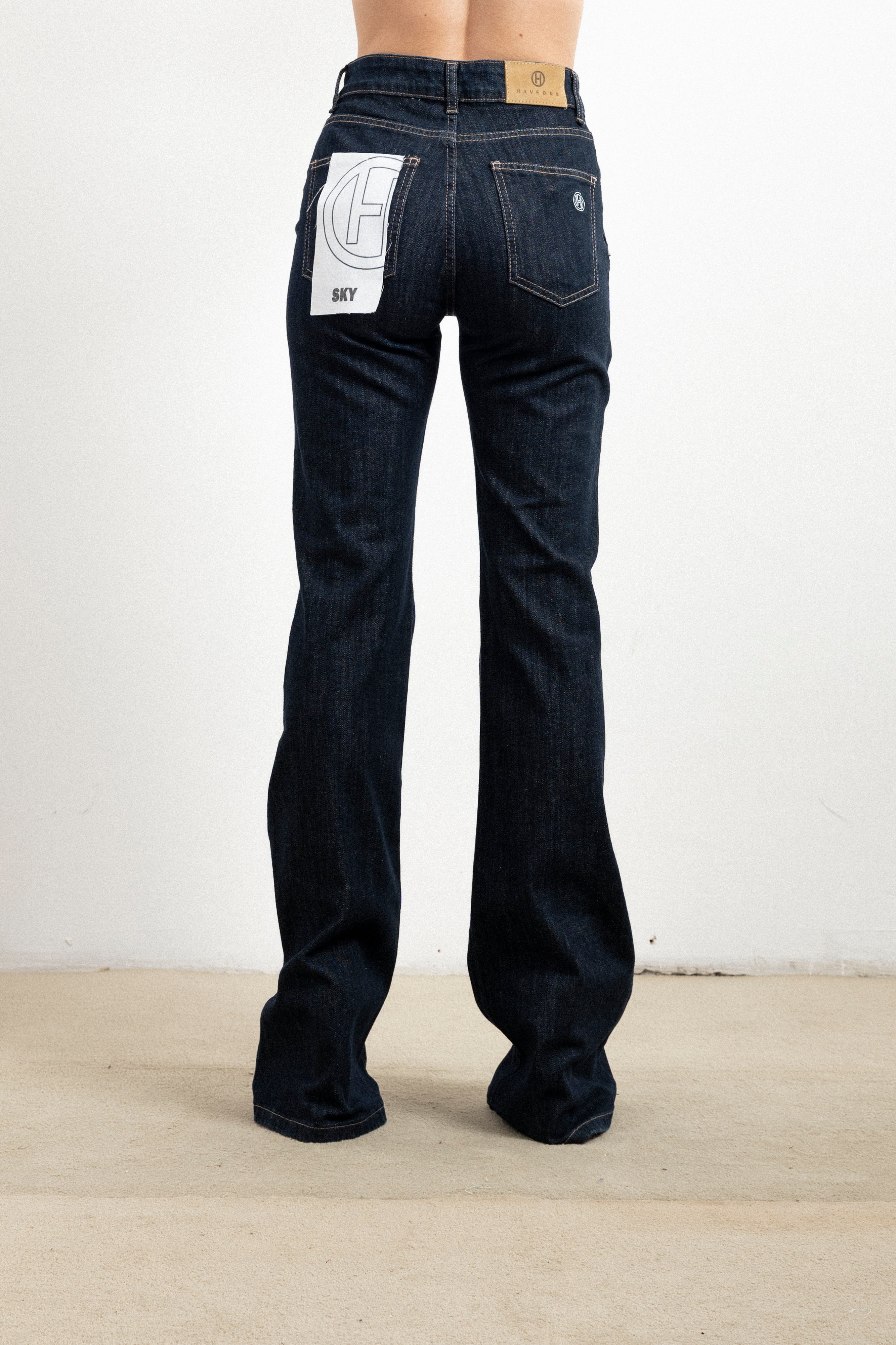 Jeans a Zampa Donna Haveone Sky Blu – Jeans Flare con Tasche a Toppe Frontali