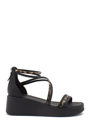 Sandalo nero con platform Tsakiris Mallas