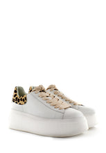 Carica l&#39;immagine nel visualizzatore di Gallery, Sneaker Moby bianca inserto in stampa Ash