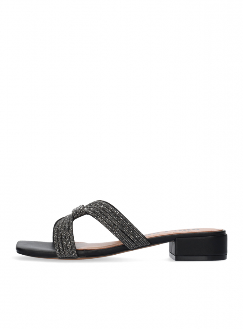 Ciabatta tacco bassa nera fascia intrecciata con strass Bibi Lou