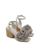 Sandali Paloma Barceló Teressa in Camoscio Off-White – Sandalo Alto con Plateau e Tacco Scultoreo