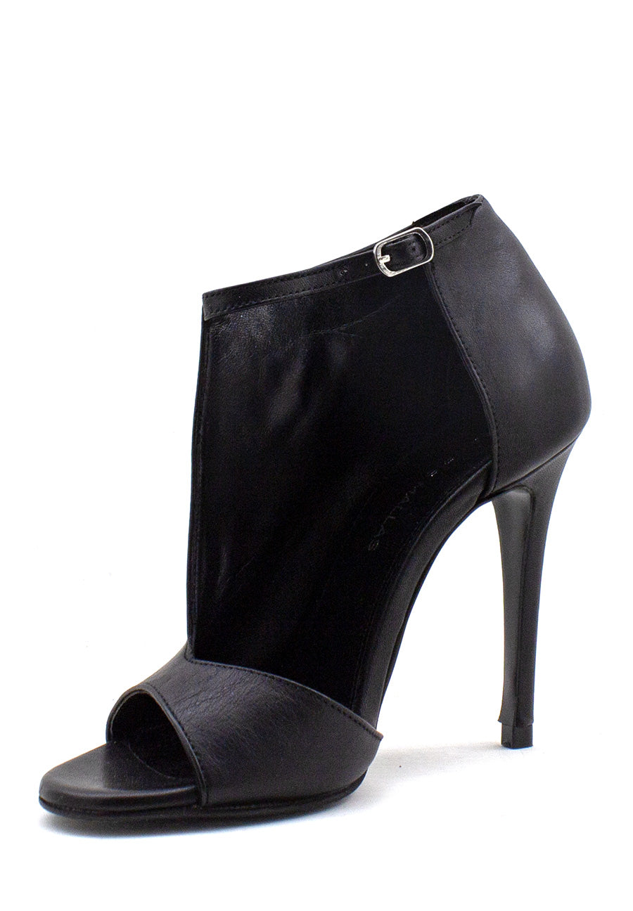 Tronchetto asimmetrico nero tacco stiletto Tsakiris Mallas