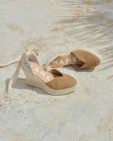 Zeppa in camoscio vintage taupe Manebì
