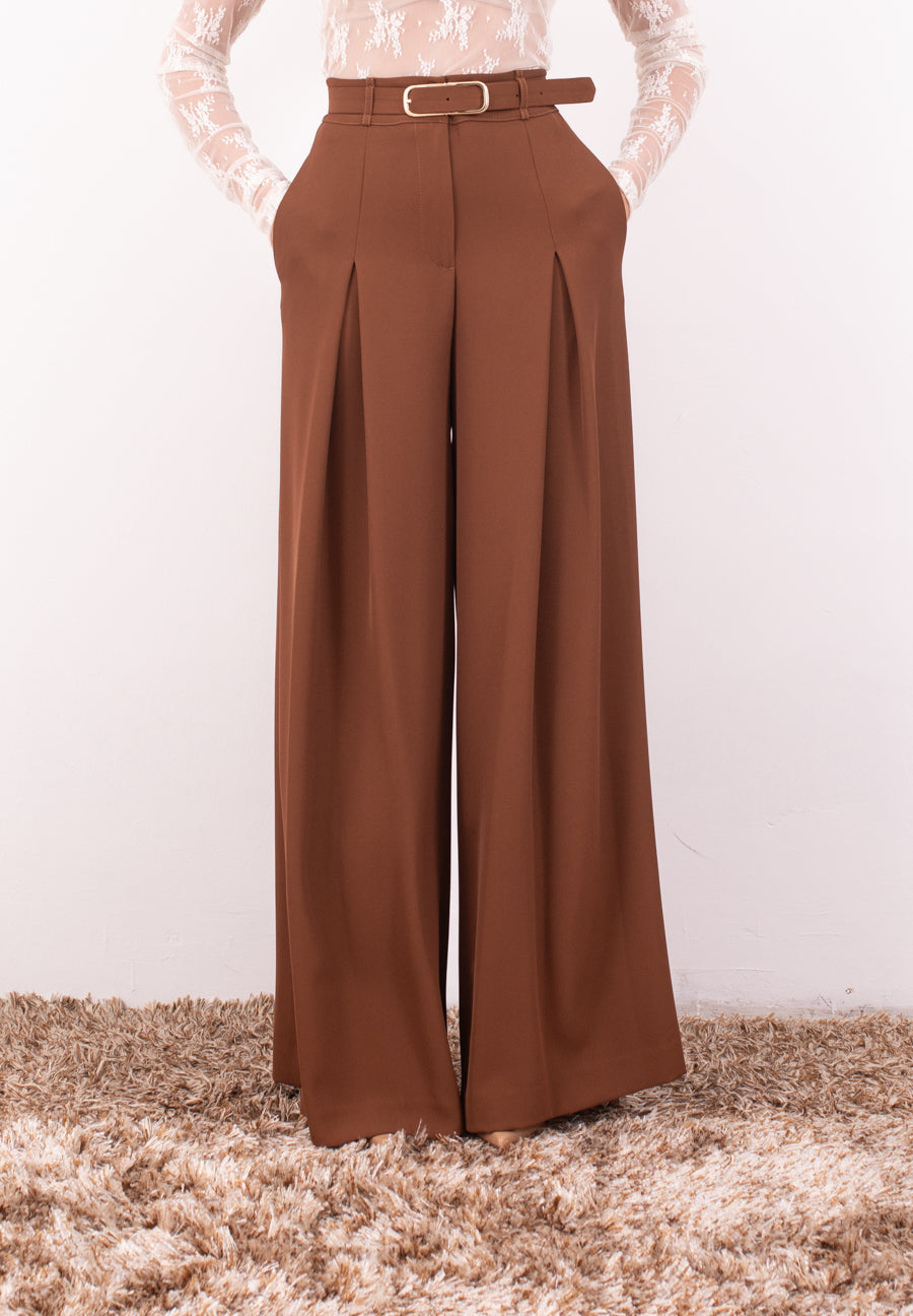 Pantalone palazzo cuoio con pences e cintina Imperial