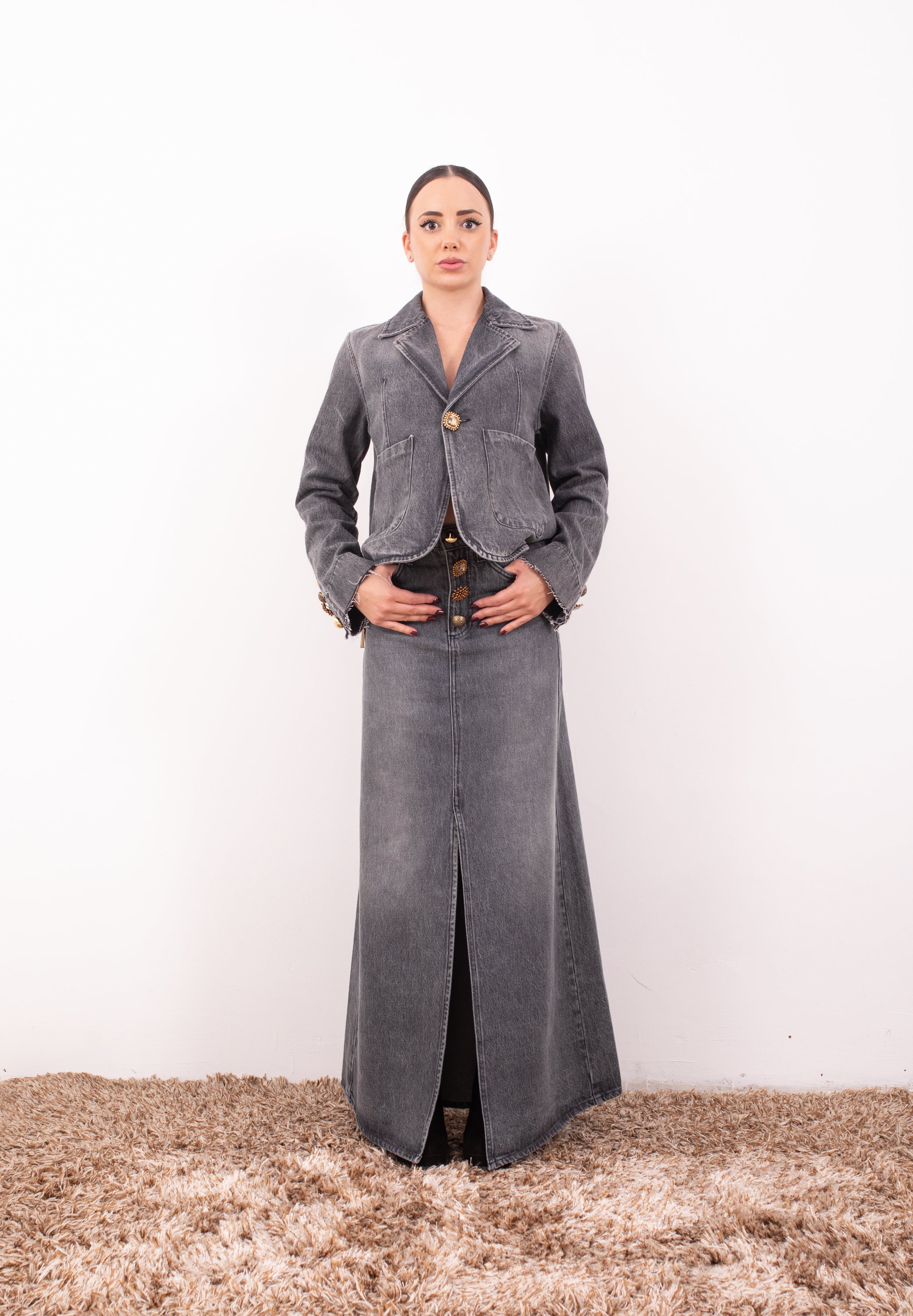 Giacca Vicolo in denim nero – Giacca Crop Grigia con Bottoni Gioiello