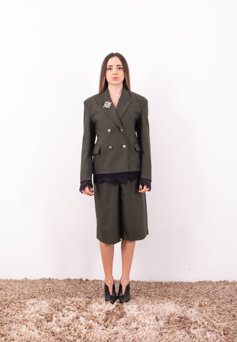 Giacca Doppiopetto Verde Gessato Motel | Dettagli Gioiello e Pizzo Donna