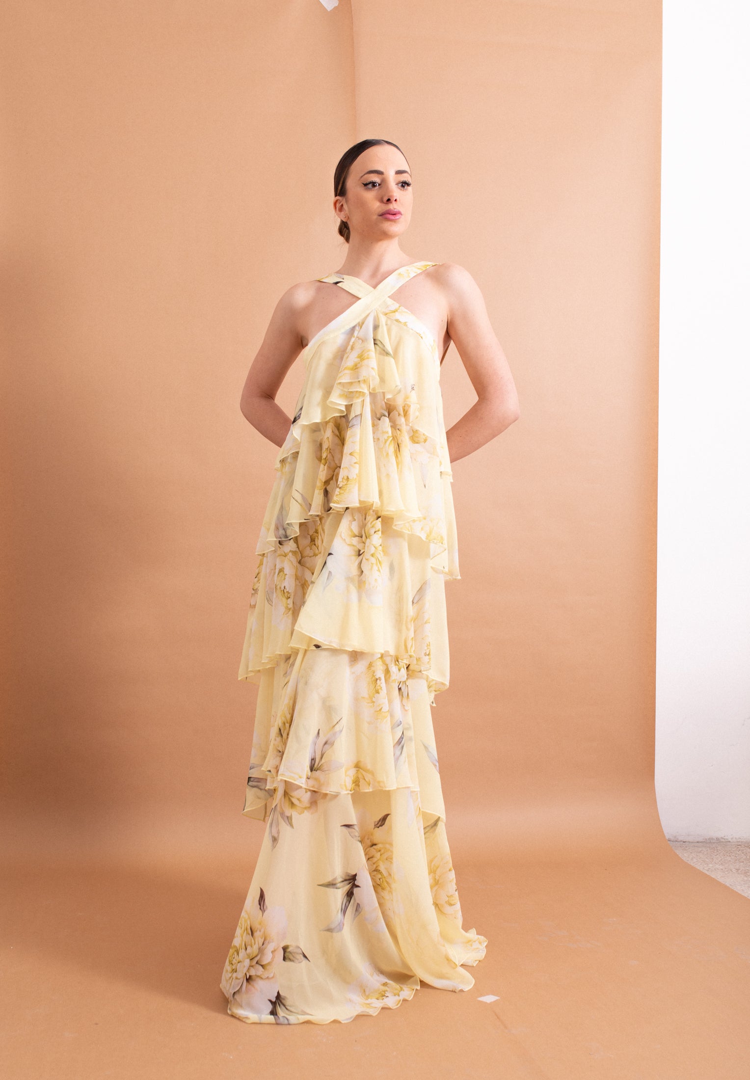 Abito Lungo Peony Silence Limited Giallo – Esplosione Floreale e Fascino Boho-Chic