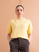 Maglia Lokita Gialla a Maniche Corte – Girocollo e Fit Contemporaneo