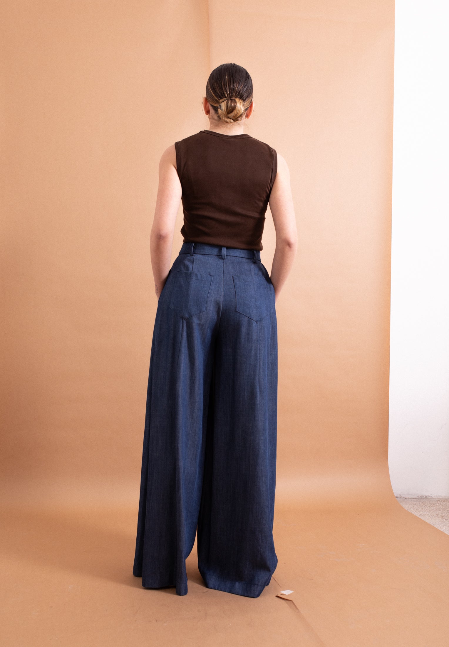 Pantaloni Palazzo Imperial – Vita Alta e Gamba Ampia per una Silhouette Slanciata