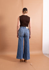 Jeans Vicolo Cristina con Bottoni – Denim Wide Leg con Dettagli Araldici Oro