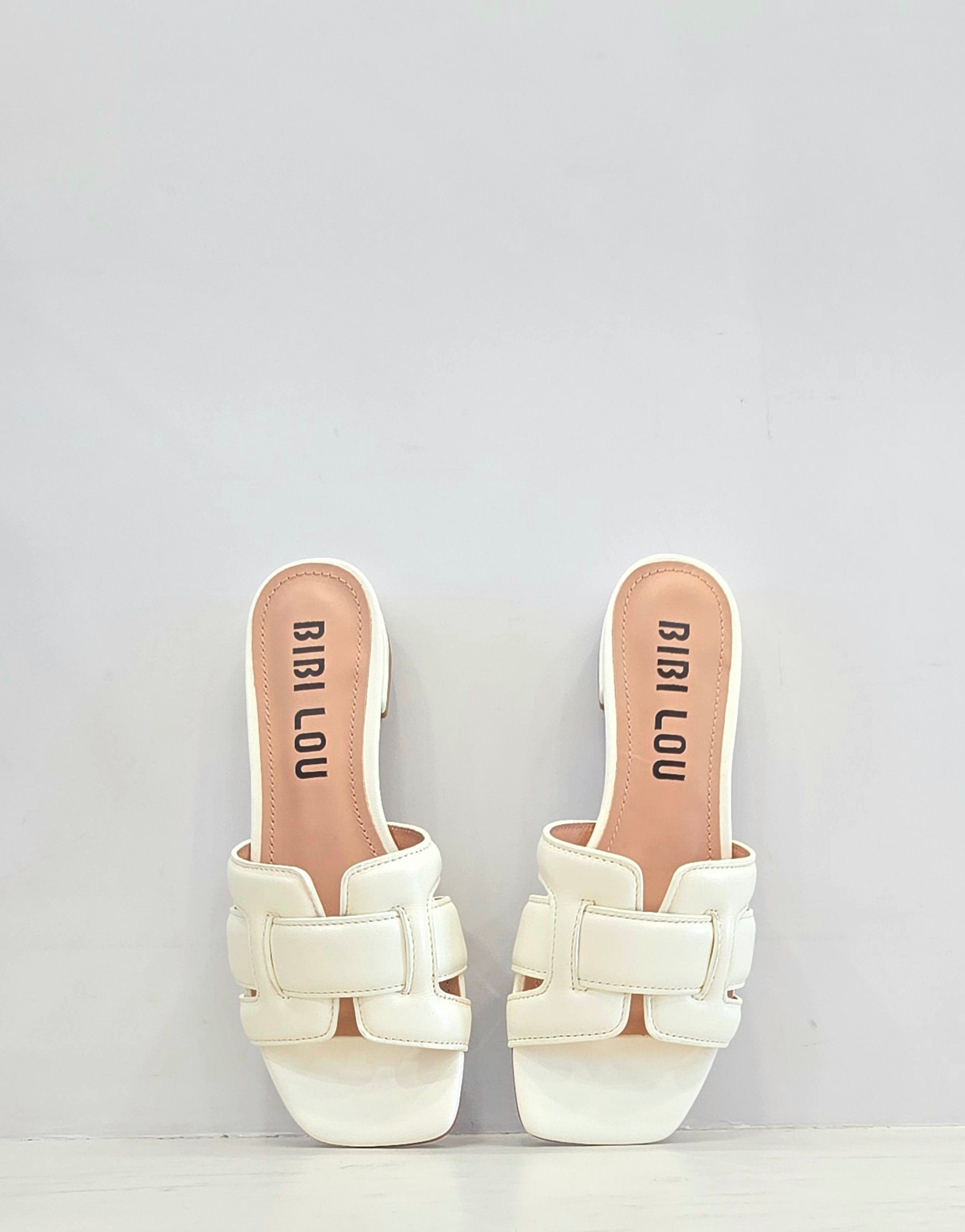 Ciabatta flat avorio fascia intrecciata Bibi Lou