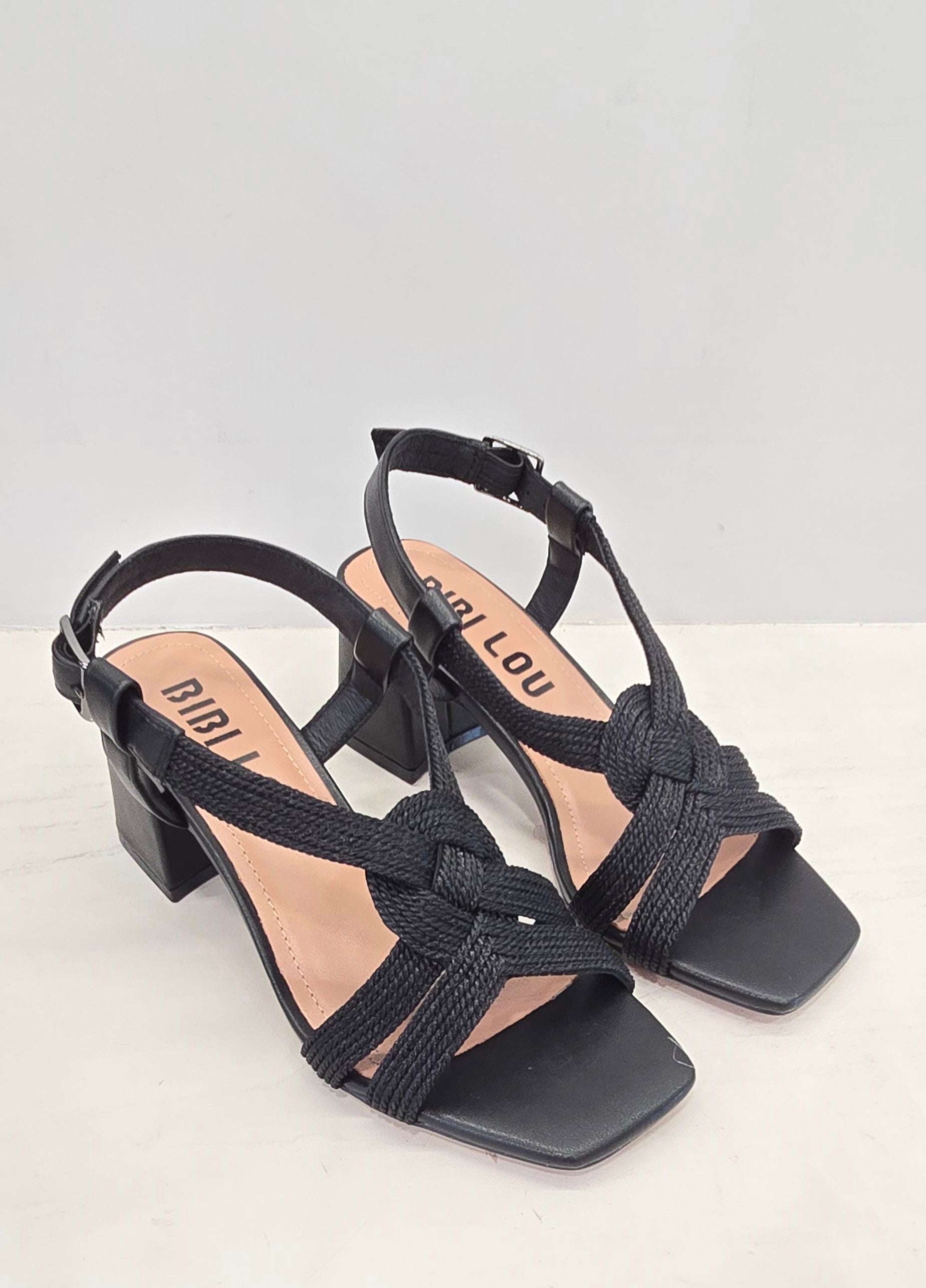 Sandalo con tacco nero con nodo Bibi Lou