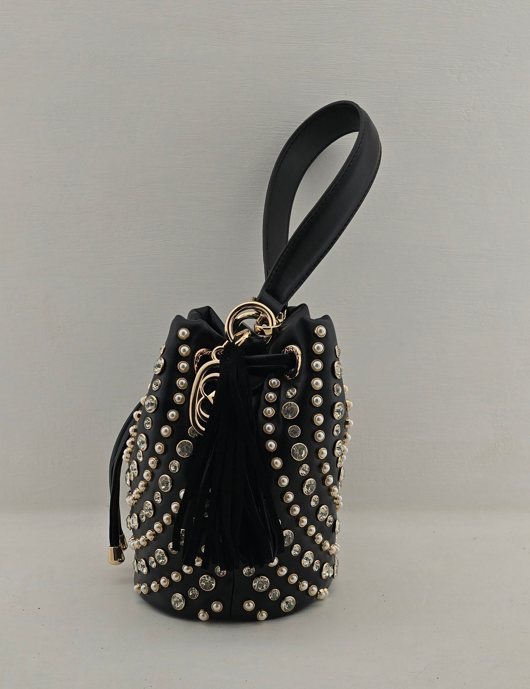 Borsa Secchiello La Carrie Andromeda in Ecopelle – Borsa a Spalla con Borchie e Strass