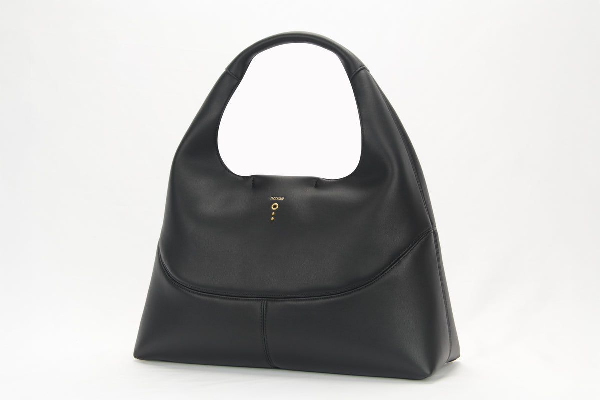 Borsa a Spalla Norae Viktoria in Pelle Black – L'Eleganza Essenziale del Design