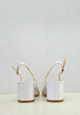 Slingback con tacco beige e punta nera Bianca Di