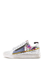 Carica l&#39;immagine nel visualizzatore di Gallery, Sneaker Olivia bianca con ricami Emanuelle Vee
