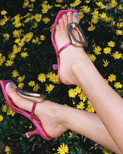 Carica l&#39;immagine nel visualizzatore di Gallery, Sabot fucsia Linq-Up fucsia Jeffrey Campbell