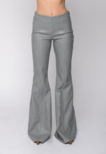 Carica l&#39;immagine nel visualizzatore di Gallery, Pantalone Flared Tati grigio Aniye By