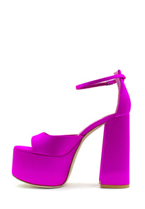 aaaaaSandalo alto in raso fucsia Lella Baldi