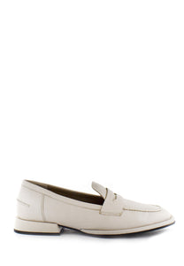 aaaaaMocassino punta quadrata off white Emanuelle Vee