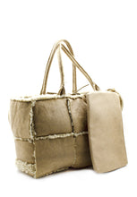 Carica l&#39;immagine nel visualizzatore di Gallery, Shopping Bag Teddy reversibile beige Mia Bag