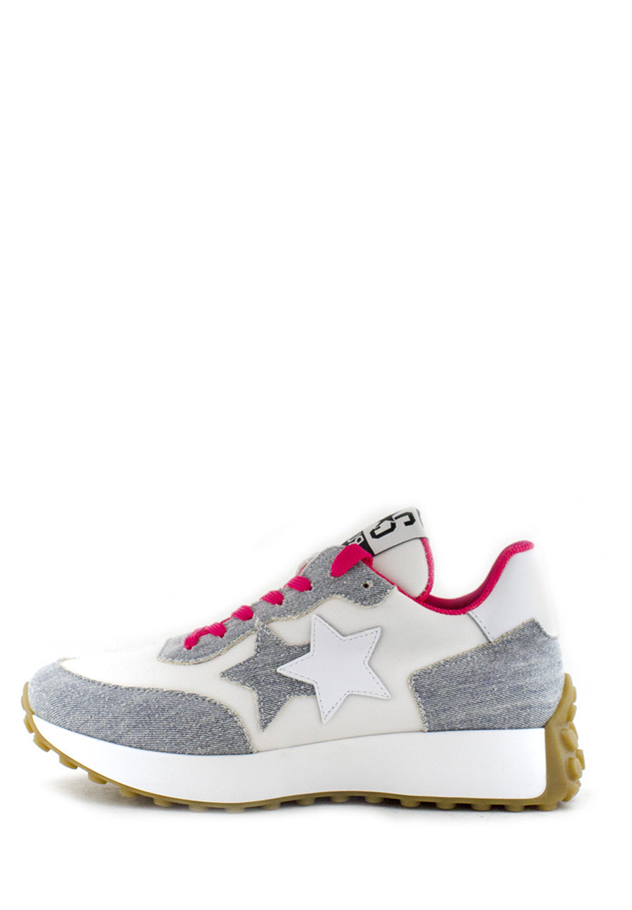 Sneaker m-run bianca e jeans 2STAR