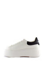 Carica l&#39;immagine nel visualizzatore di Gallery, Sneaker Moby Be Kind bianca e nera Ash