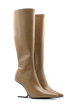 Carica l&#39;immagine nel visualizzatore di Gallery, Stivale Compass beige Jeffrey Campbell